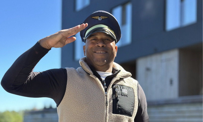 Captian Oni welcoming guests on board